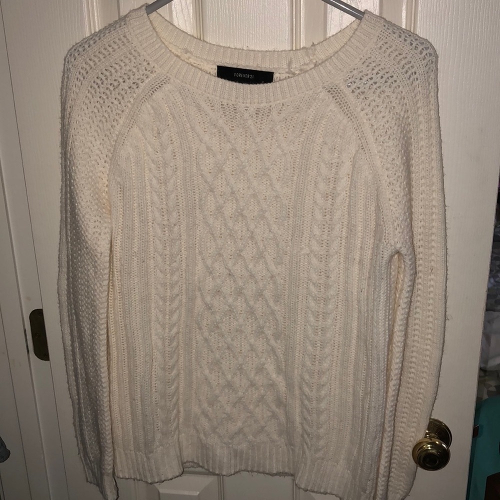 White long sleeve knit sweater!